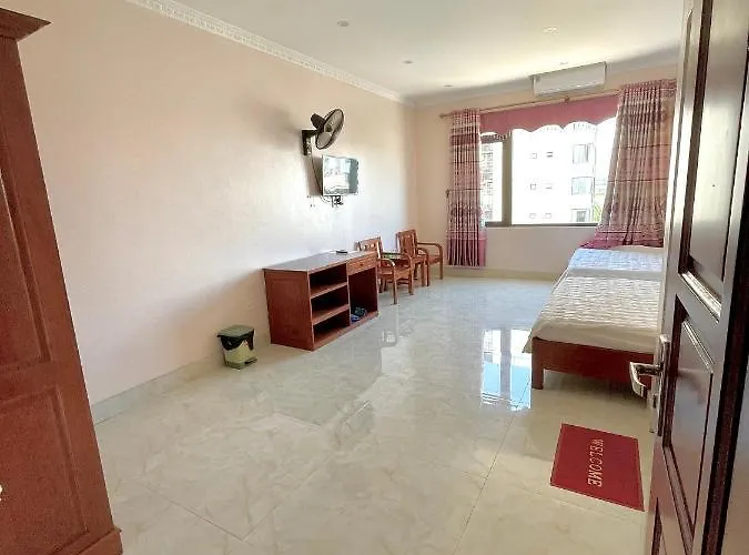 Khách sạn Hạ Long HOTEL *