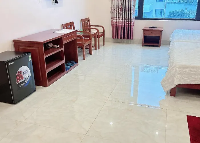 Hạ Long HOTEL *