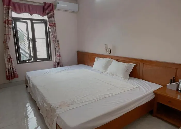 Khách sạn Hạ Long HOTEL *