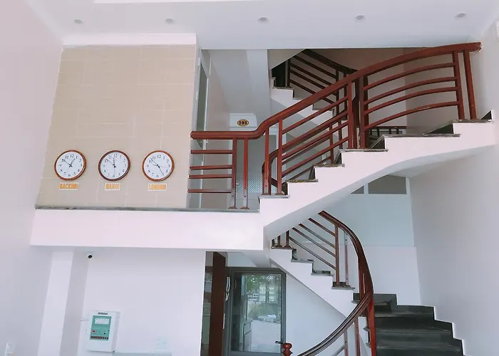 Hạ Long HOTEL *
